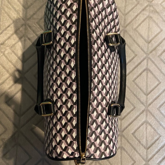 Gorgeous looks like Goyard satchel purse - Picture 5 of 8